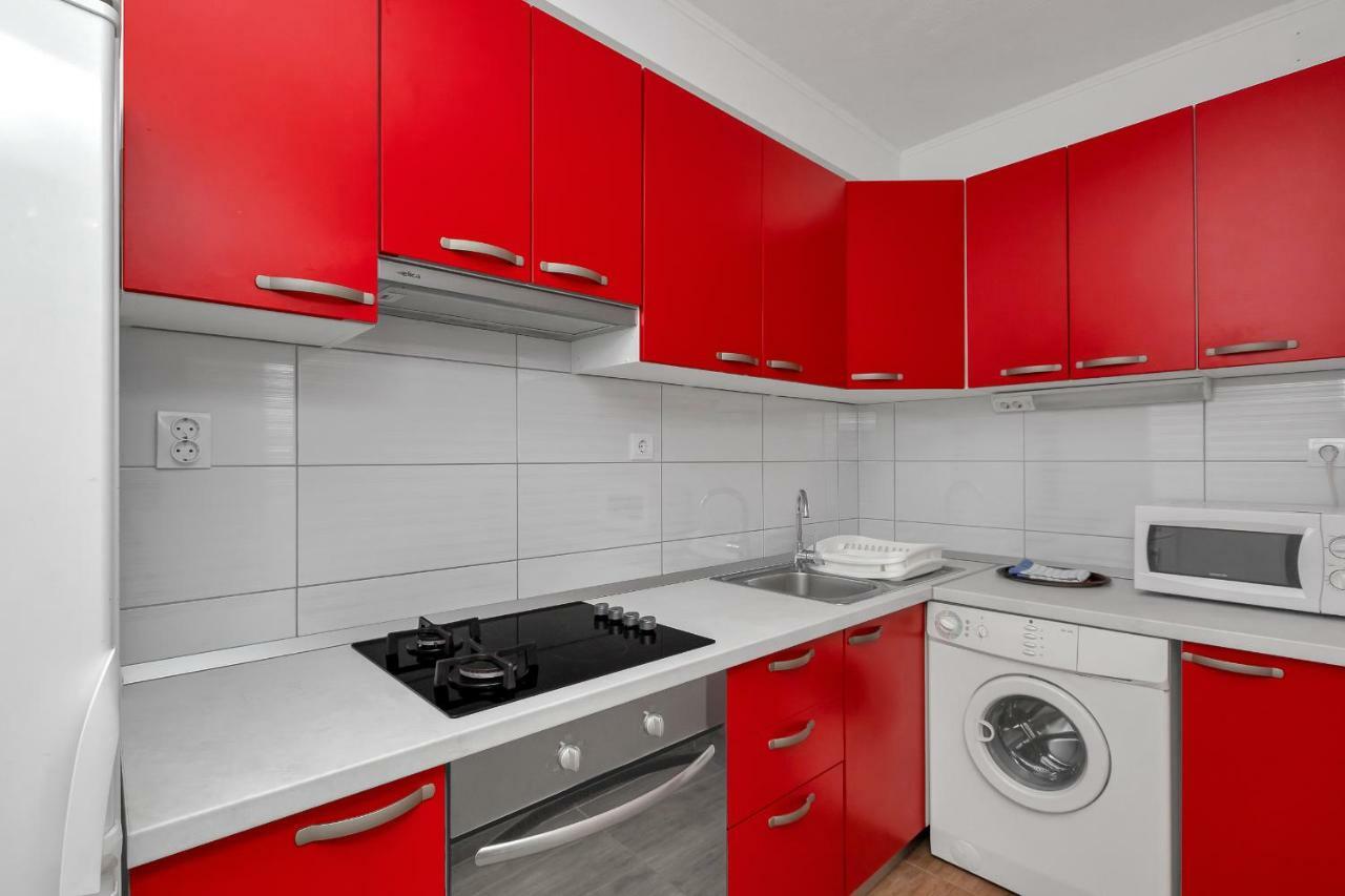 Apartmani Mona Makarska Esterno foto